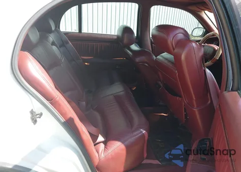 1999 Buick Park Avenue Ultra из США, поврежденный, VIN 1G4CU5218X4642520